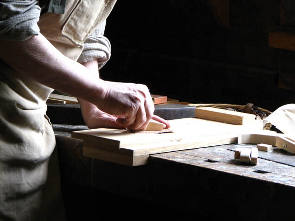 Nuestra <strong>carpintería de madera en  Malpartida de la Serena</strong> es una empresa de <strong>herencia familiar</strong>, por lo que  contamos con gran <strong>experiencia </strong>en la profesión.
